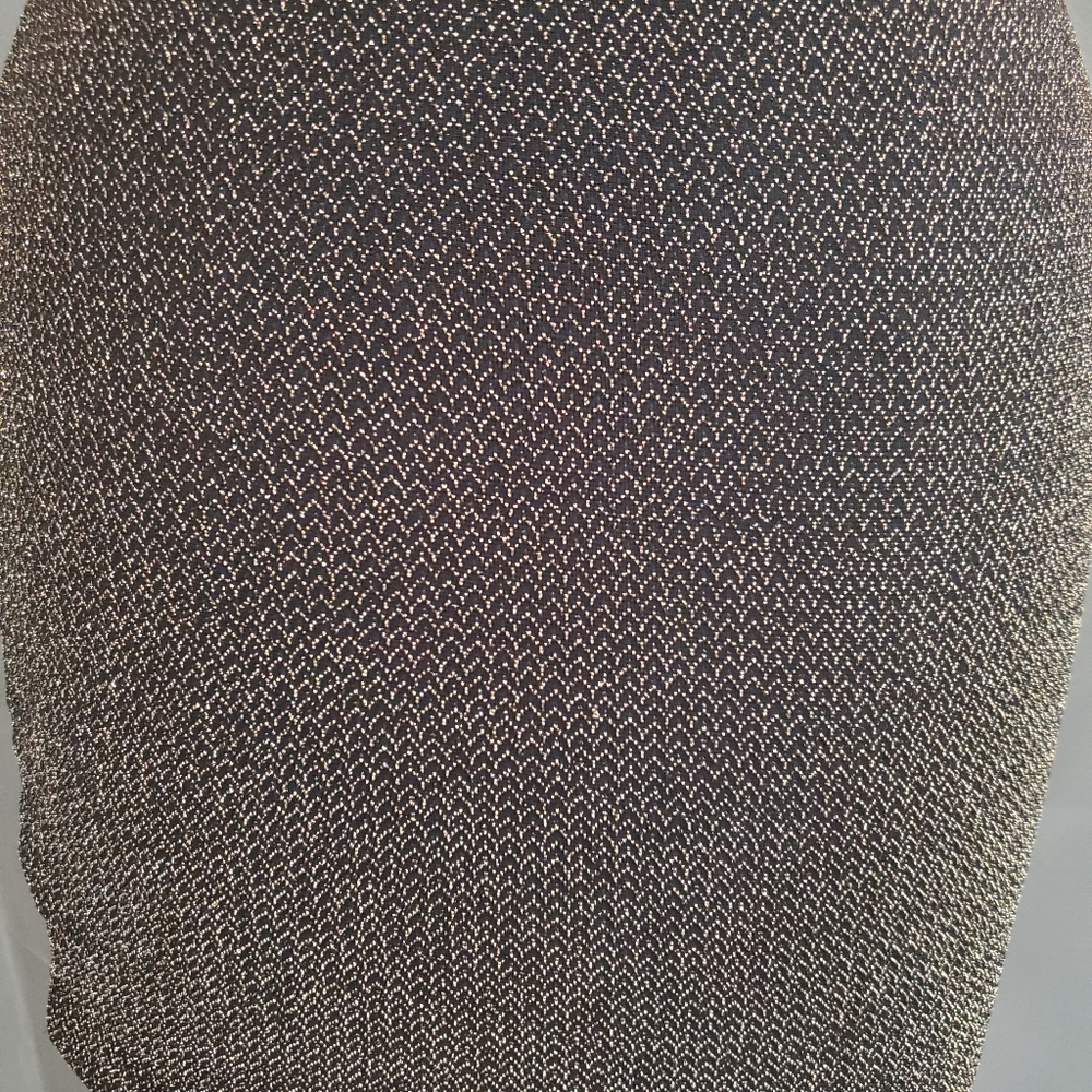 Dress - Picture 4 of 8